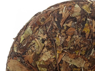 醉品叶界 吴月平大师代表作 寿眉饼 2013年 357g 礼盒白茶图3