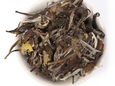 大沁 白茶 2014年春 白牡丹  陈年茶 一级 100g图3