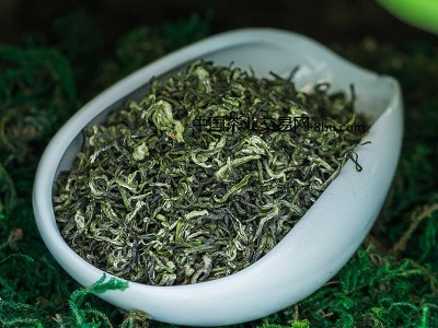 醉品朴茶 江苏吴中核心产区25年炒茶师傅纯手工炒制碧螺春 100g图3