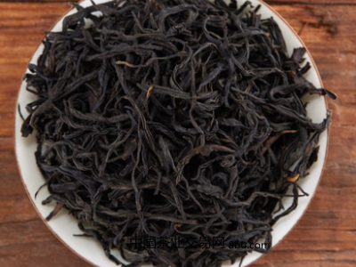 2019新茶春正山小种特级正宗红茶浓香型桐木关茶叶500g散装礼盒装图2