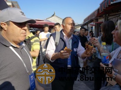 外国记者体验陕西茯茶文化