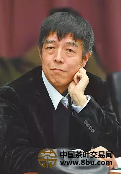 陕西省社会科学院原副院长、研究员 石英