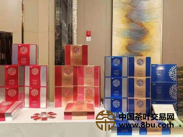 贵茶“中国红”礼盒